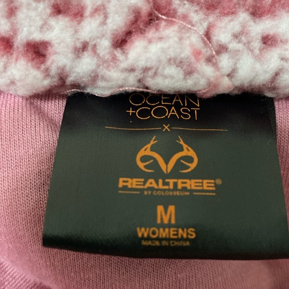 NWT  Soft, Lined, Sherpa Pullover - Picture 10 of 14